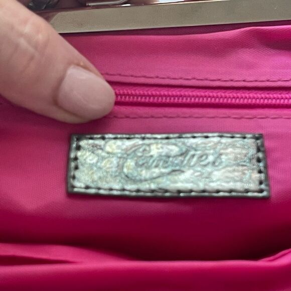 Candies Women's Metallic Silver Snakeskin Pattern Clutch Bag - Picture 5 of 6